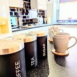 2br House By Eason Short Lets Leeds (West Yorkshire)