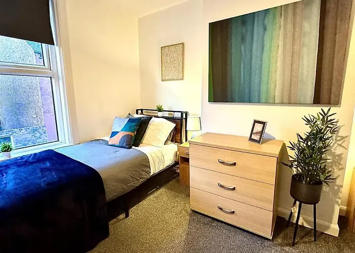 2br House By Eason Short Lets Holiday home