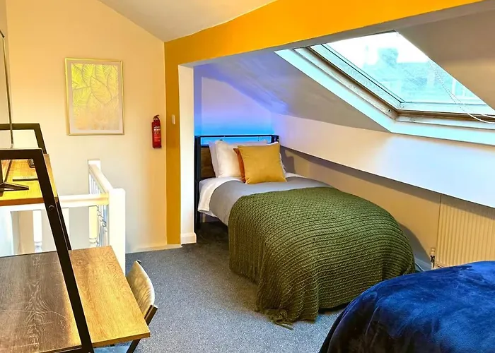 2br House By Eason Short Lets *